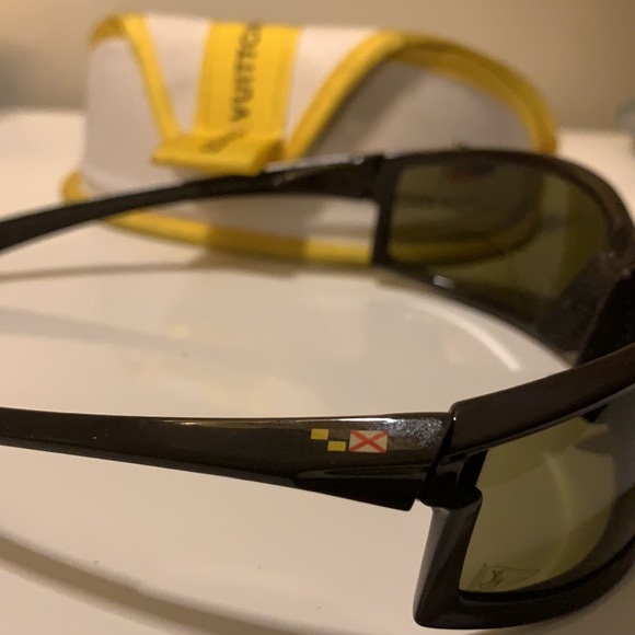 Authentic Louis Vuitton Cup Lunette Sunglasses - Picture 5 of 6